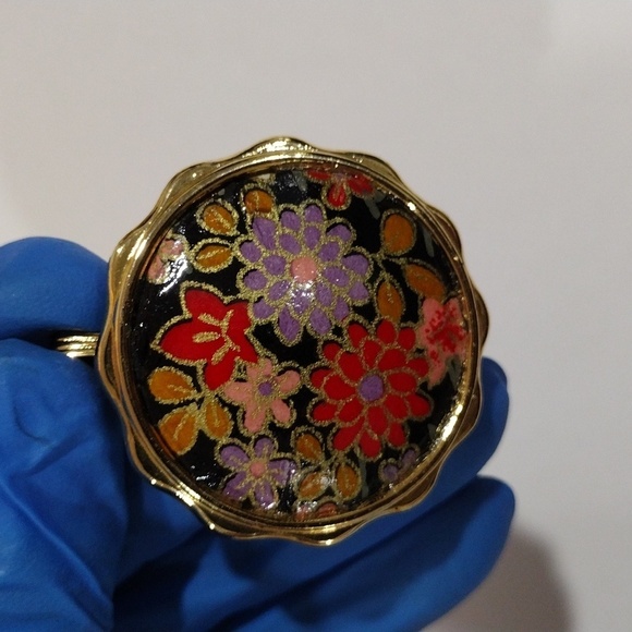 Scarf Clip - Colorful Gold tone Floral Design Pendant 1.5" Women's Accessories - Picture 6 of 8